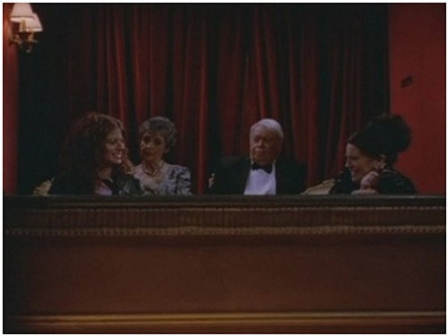 Will & Grace - S3E18: Mad Dogs and Average Men