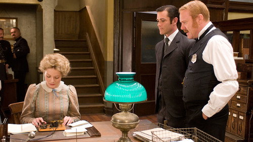Murdoch Mysteries - S2E10: Murdoch.com