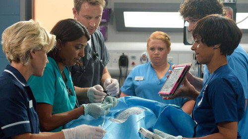 Casualty - S29E26: The Road Not Taken