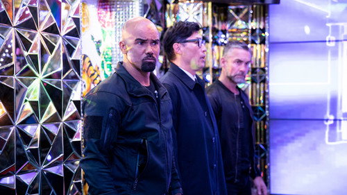 S.W.A.T. - S3E13: Ekitai Rashku