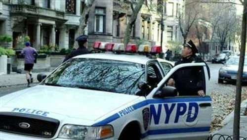 Blue Bloods - S1E13: Hall of Mirrors