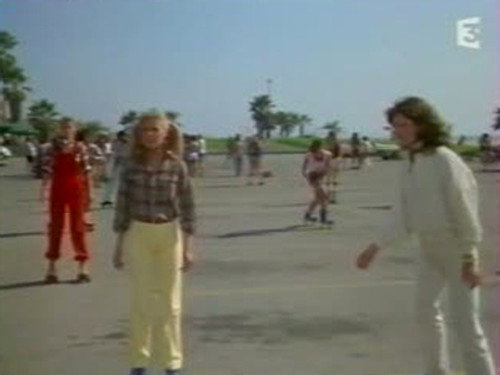 Charlie's Angels - S4E10: Angels on Skates