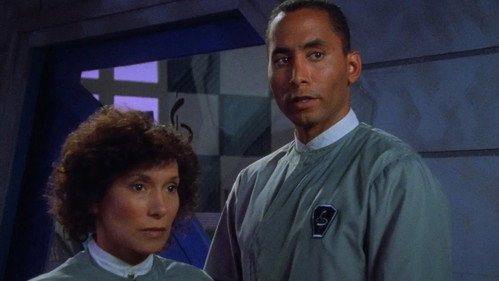 Babylon 5 - S1E10: Believers