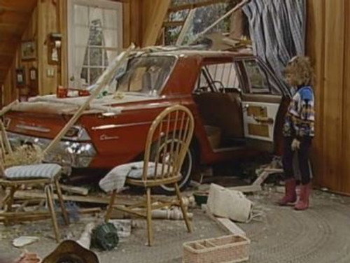 Full House - S3E20: Honey, I Broke the House