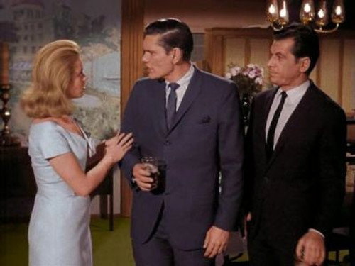 Bewitched - S1E24: Which Witch Is Which?