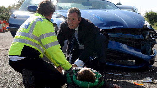 Casualty - S25E18: All the Time in the World