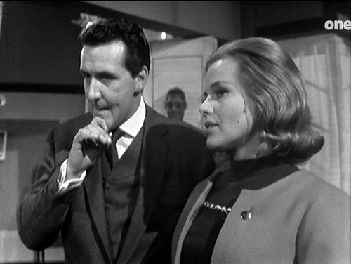 The Avengers - S1E7: Diamond Cut Diamond