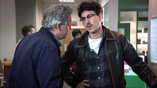Holby City - S16E36: Little Star