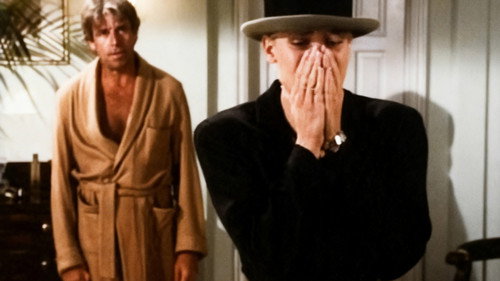 Knots Landing - S10E10: Cabin Fever