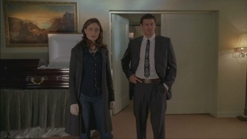 Bones - S1E20: The Graft in the Girl