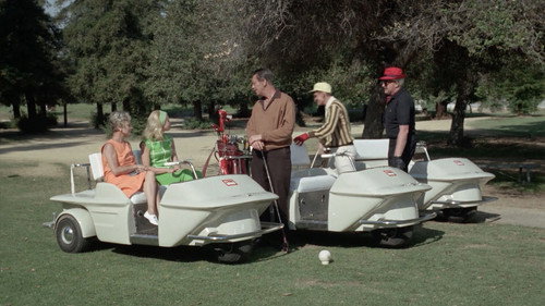 Bewitched - S4E7: Birdies, Bogies, and Baxter