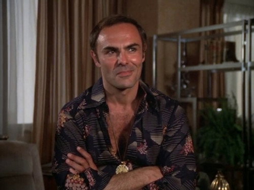 Quincy, M.E. - S2E11: Sullied Be Thy Name