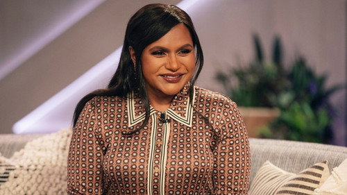 The Kelly Clarkson Show - S3E50: Mindy Kaling, Logan Shroyer, Maná