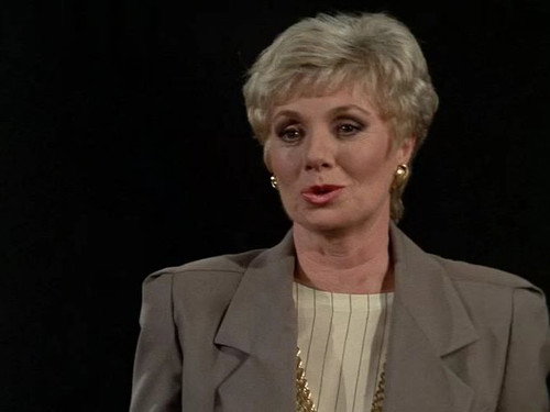 Murder, She Wrote - S4E22: The Body Politic