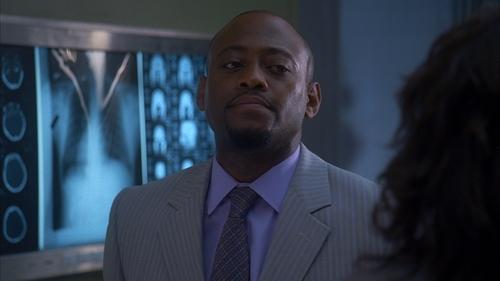 House - S3E22: Resignation