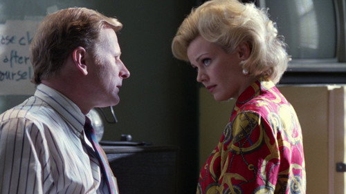 NYPD Blue - S2E14: A Murder with Teeth in It
