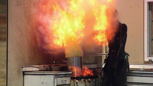 MythBusters - S7E15: Greased Lightning