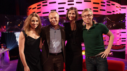 The Graham Norton Show - S8E1: Charlotte Church, Maggie Gyllenhaal, Russell Howard