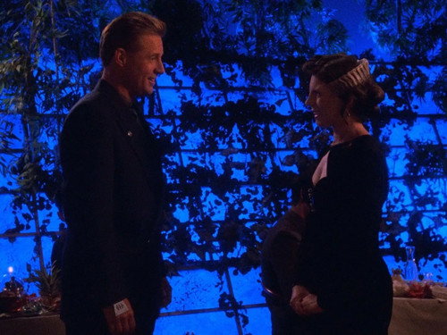 Babylon 5 - S2E8: A Race Through Dark Places