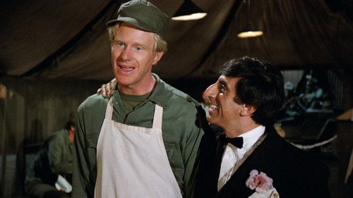 M*A*S*H - S8E1: Too Many Cooks