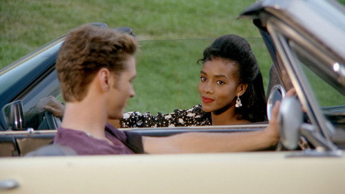 Beverly Hills, 90210 - S2E9: Ashes to Ashes