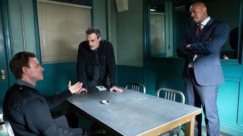 Law & Order - S23E11: Castle in the Sky