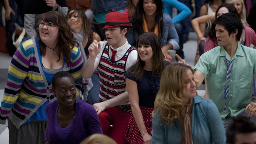 Glee - S2E18: Born This Way