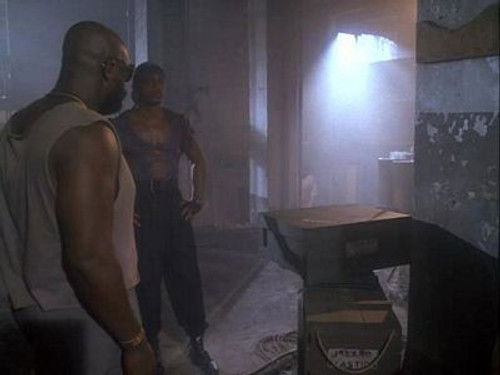 Miami Vice - S4E5: Child's Play