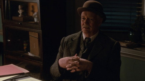 Murdoch Mysteries - S13E13: Kill Thy Neighbour