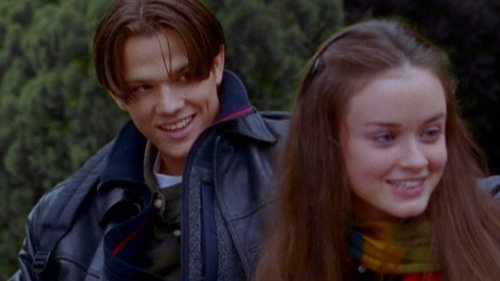 Gilmore Girls - S1E8: Love and War and Snow