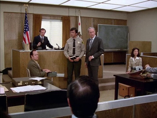 Quincy, M.E. - S2E5: The Two Sides of Truth