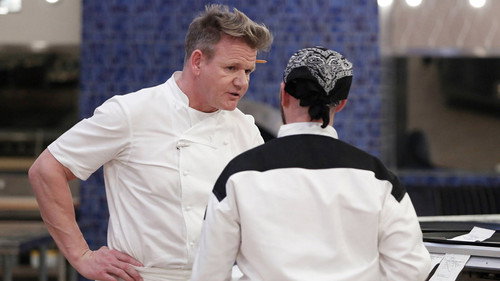 Hell's Kitchen - S16E14: Playing Your Cards Right