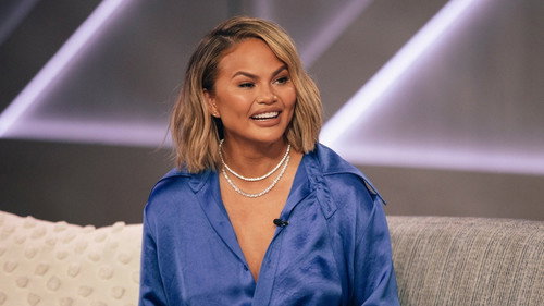 The Kelly Clarkson Show - S3E32: Chrissy Teigen, Joy Mangano, The Marías