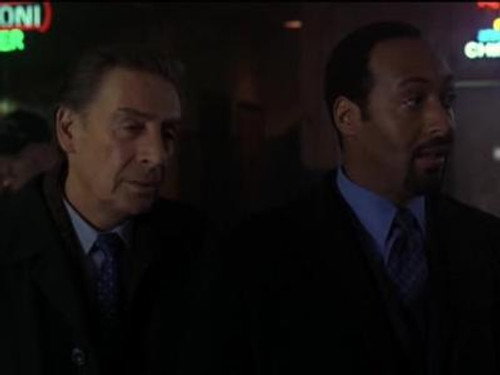 Law & Order - S14E15: Veteran's Day