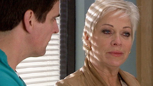 Casualty - S25E42: Rogue