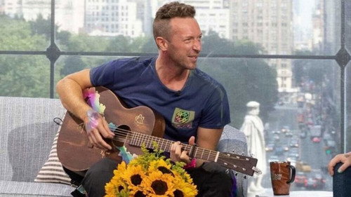 The Kelly Clarkson Show - S3E1: Chris Martin, Bowen Yang, Kristin Chenoweth, Fat Joe