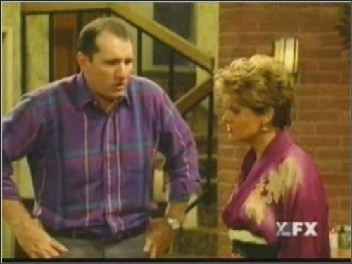 Married... with Children - S10E20: Turning Japanese