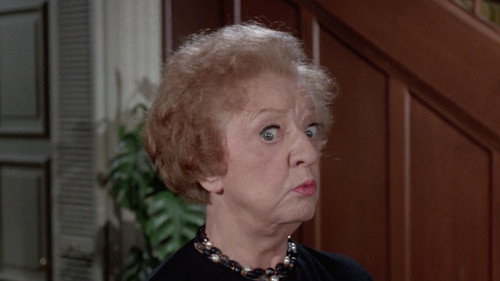 Bewitched - S3E9: The Short, Happy Circuit of Aunt Clara