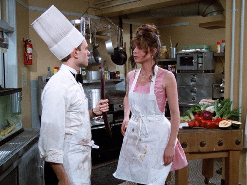 Frasier - S2E23: The Innkeepers