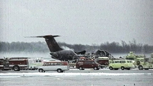 Mayday - S20E2: Taxiway Turmoil