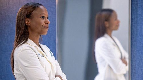 Chicago Med - S11E21: Heaven Help Us