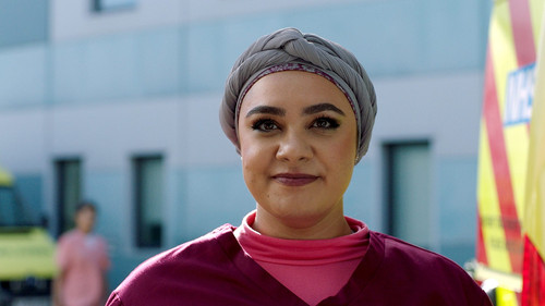 Casualty - S43E4: Enemy Lines