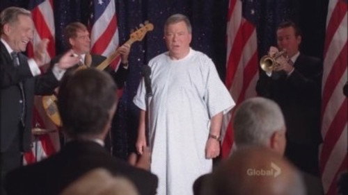 Boston Legal - S4E19: The Gods Must Be Crazy