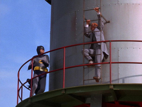 Batman - S2E36: The Mad Hatter Runs Afoul
