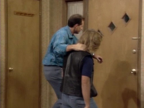 Married... with Children - S5E10: One Down, Two to Go