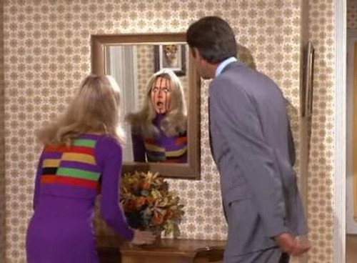 Bewitched - S8E25: Samantha's Witchcraft Blows a Fuse