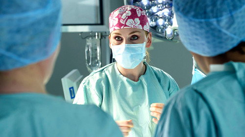 Casualty - S31E3: Strike Three