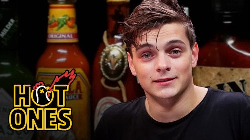 Hot Ones - S2E33: Martin Garrix Tests His Limits Eating Spicy Wings