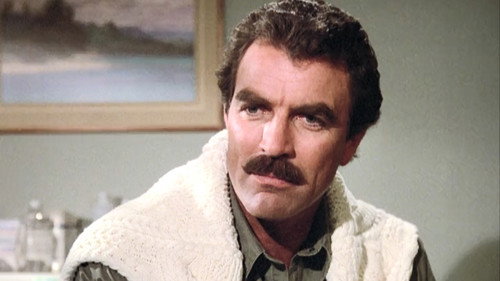Magnum, P.I. - S8E13: Resolutions (2)