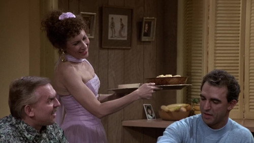 Cheers - S7E5: Those Lips, Those Ice